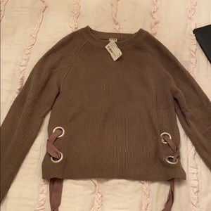 Fun cropped brown sweater